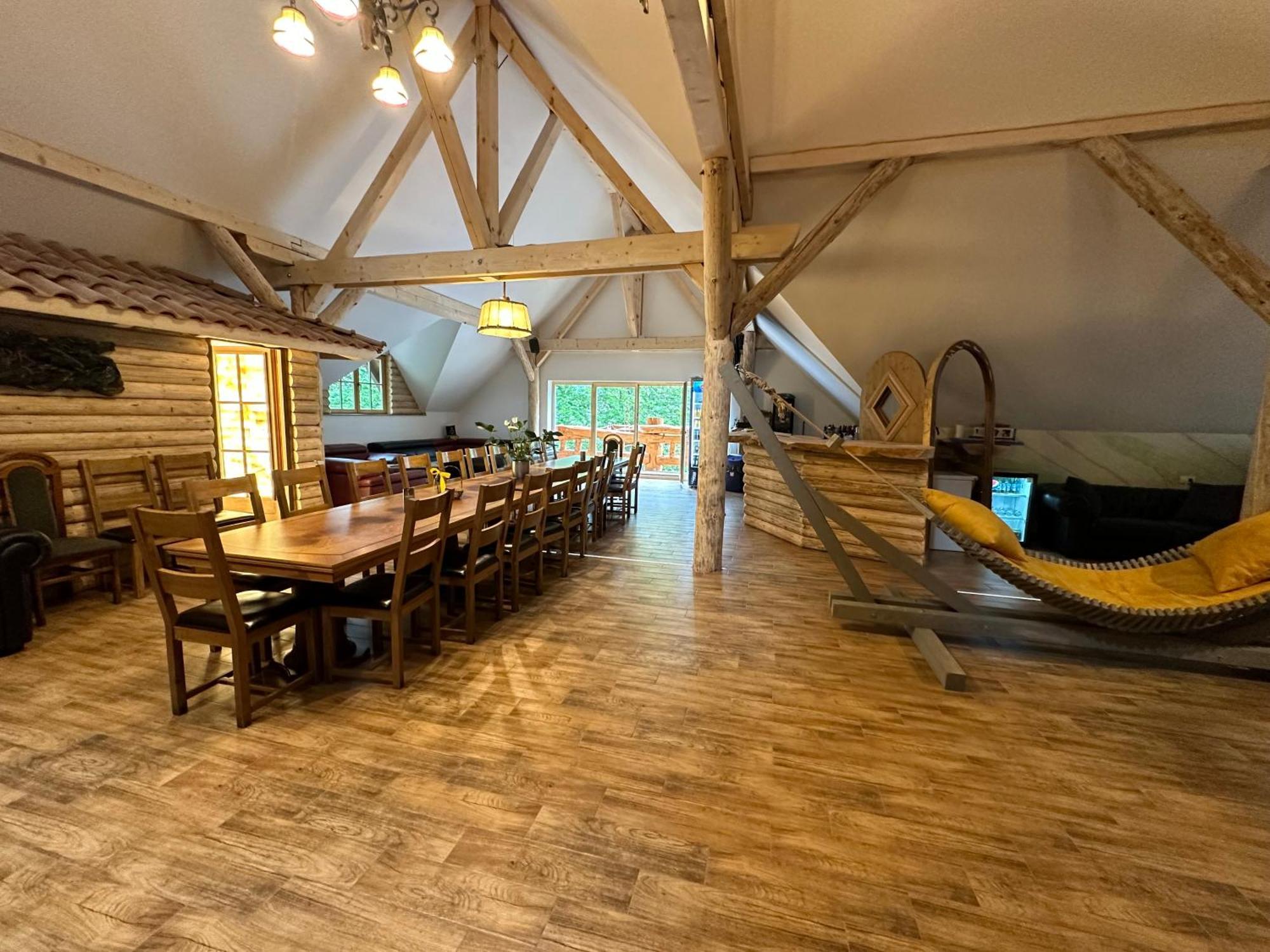Conacul Radacinilor Hotel Petrosani