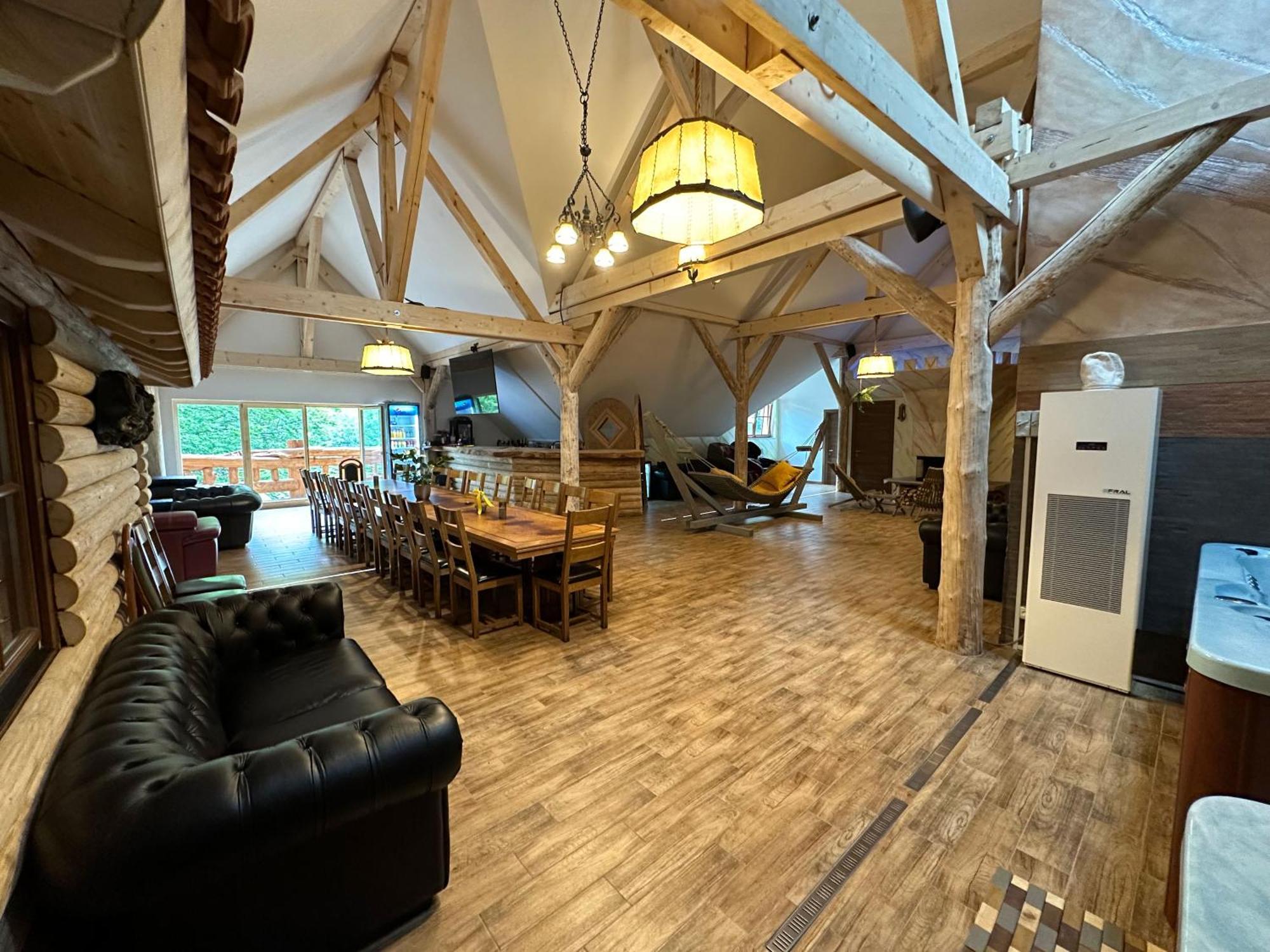 Conacul Radacinilor Hotel Petrosani